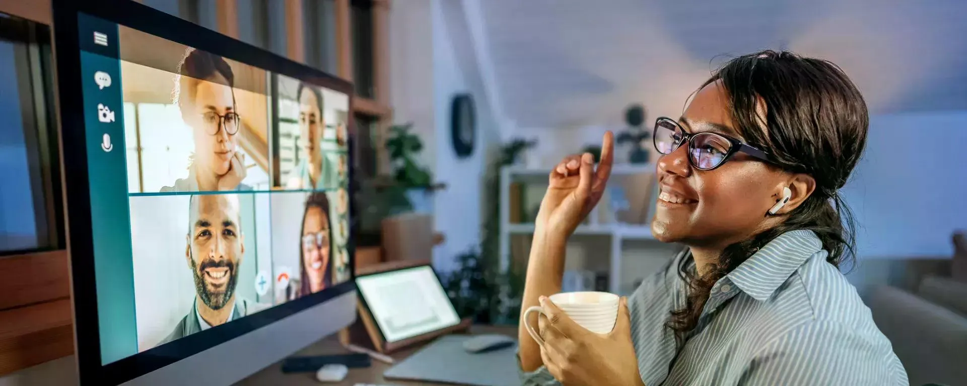 What makes an effective hybrid leader