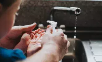 Water - child washing hand
