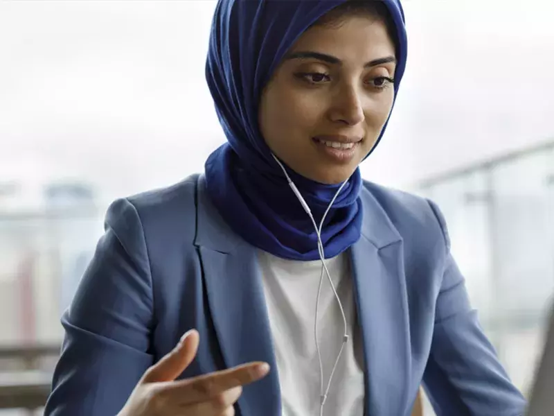 Contact management Women using hands free