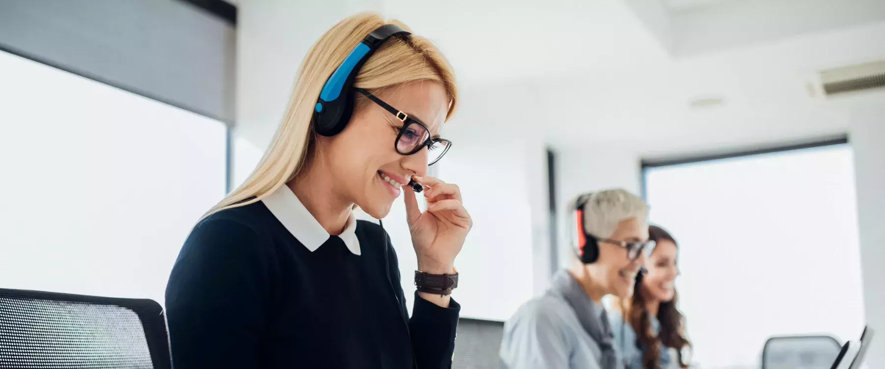 woman at call center